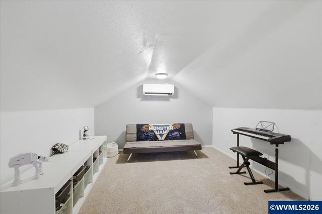 241 Kouns Dr NW, Albany, OR 97321