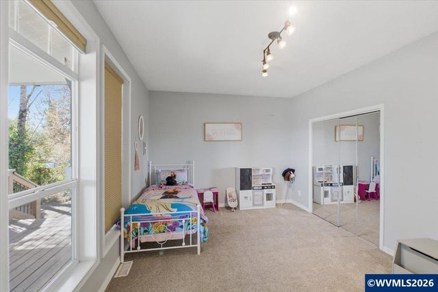 241 Kouns Dr NW, Albany, OR 97321