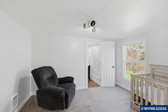 241 Kouns Dr NW, Albany, OR 97321