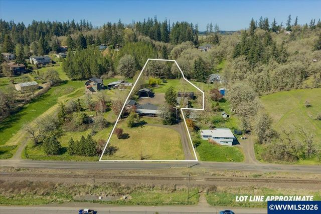 241 Kouns Dr NW, Albany, OR 97321