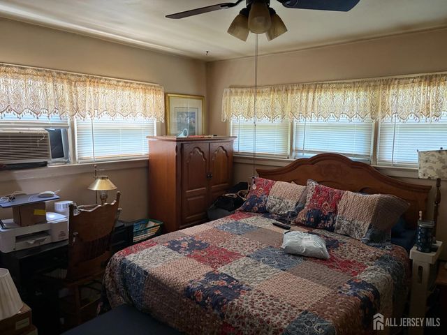 1033 Clinton Avenue, South Plainfield, NJ 07080