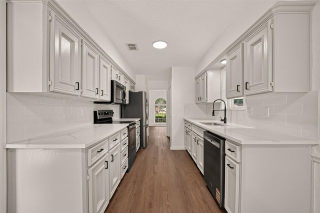 16303 Townes Road, Friendswood, TX 77546