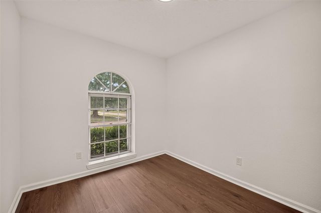 16303 Townes Road, Friendswood, TX 77546