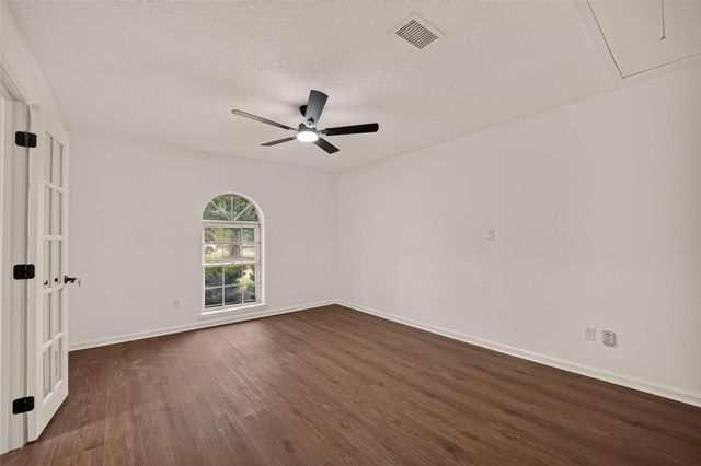 16303 Townes Road, Friendswood, TX 77546