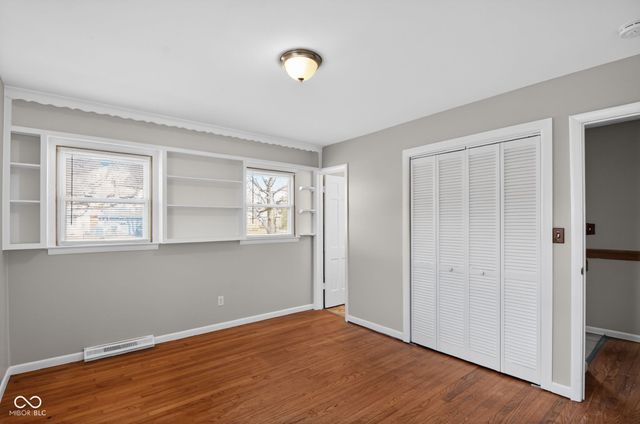 802 Chapel Hill Road, Indianapolis, IN 46214