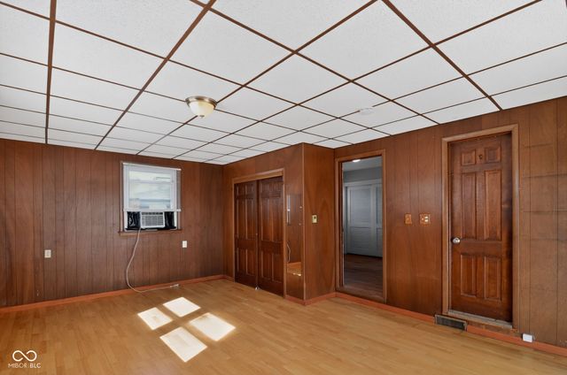 802 Chapel Hill Road, Indianapolis, IN 46214