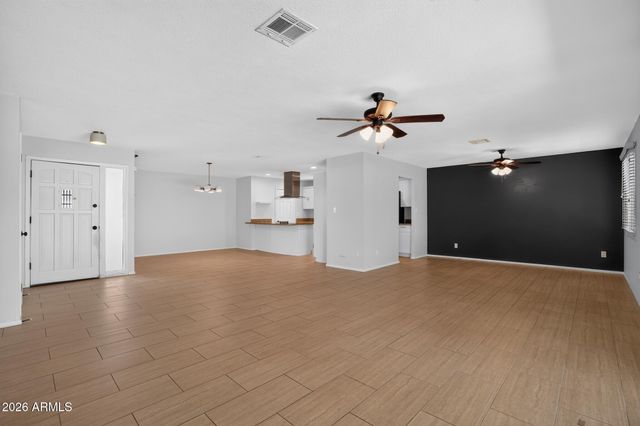8449 E JACKRABBIT Road, Scottsdale, AZ 85250