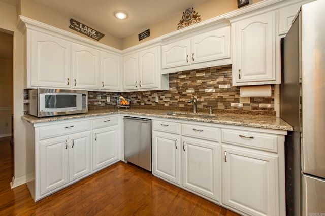 252 Lakeside Drive, Fairfield Bay, AR 72088