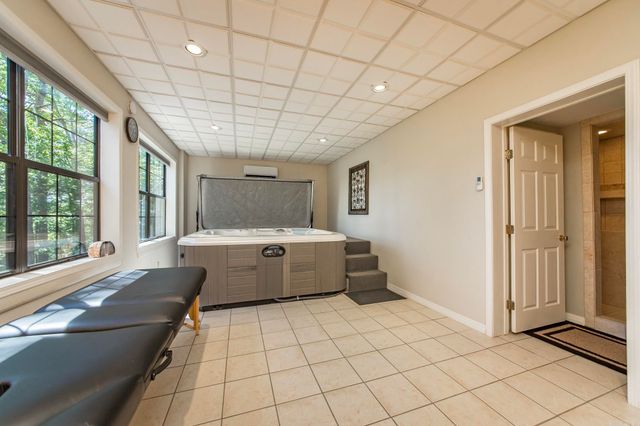 252 Lakeside Drive, Fairfield Bay, AR 72088