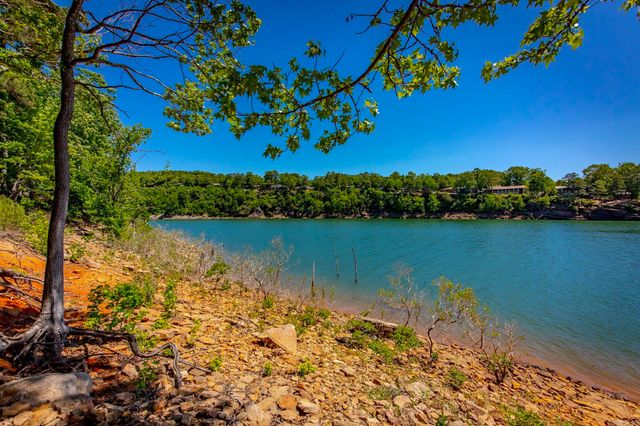 252 Lakeside Drive, Fairfield Bay, AR 72088