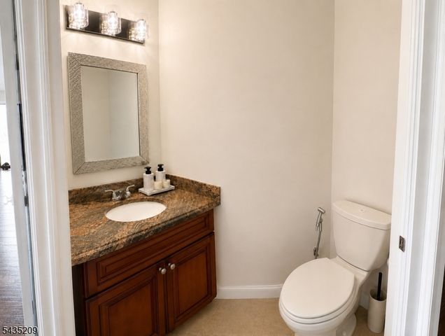 444 Brookside Ln, Hillsborough Twp., NJ 08844
