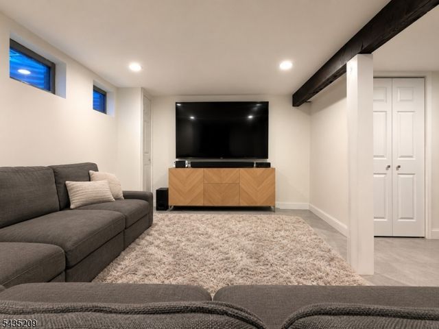 444 Brookside Ln, Hillsborough Twp., NJ 08844