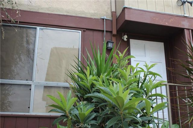 7320 Lennox Street E10, Van Nuys, CA 91405