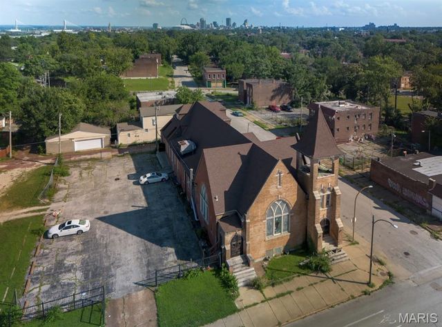 1524 E Grand Boulevard, St Louis, MO 63107