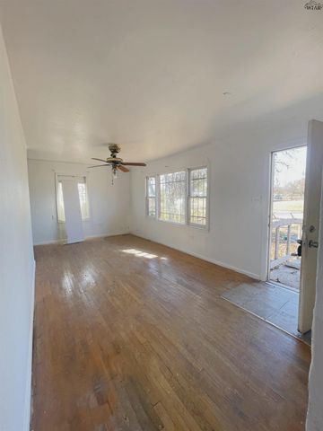 1505 SMITH STREET, Wichita Falls, TX 76301