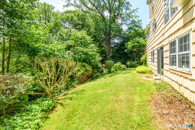 101 East Cross Road, Stamford, CT 06907