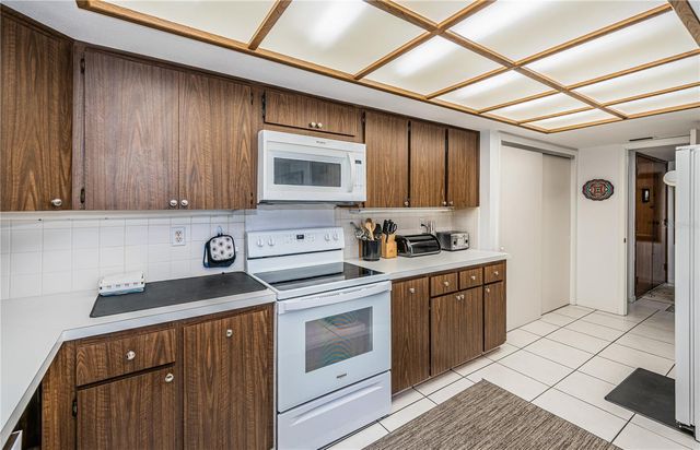 3021 COUNTRYSIDE BOULEVARD 26A, Clearwater, FL 33761