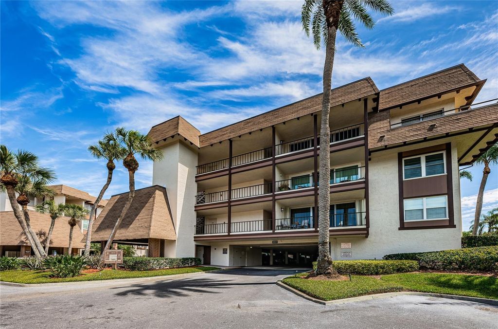 3021 COUNTRYSIDE BOULEVARD 26A, Clearwater, FL 33761