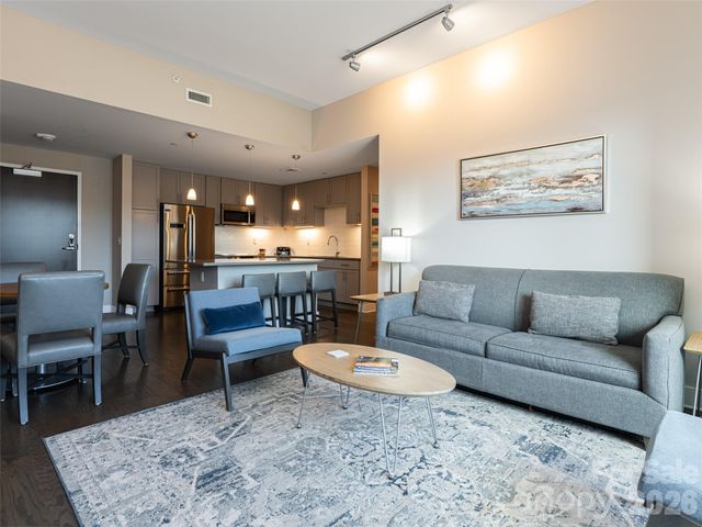 45 Asheland Avenue 306, Asheville, NC 28801