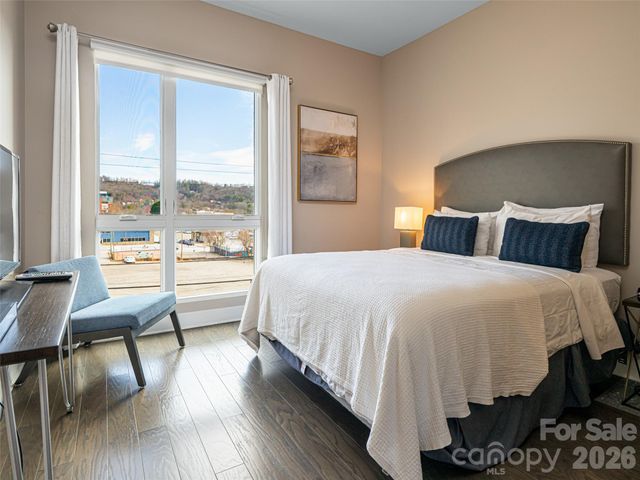 45 Asheland Avenue 306, Asheville, NC 28801