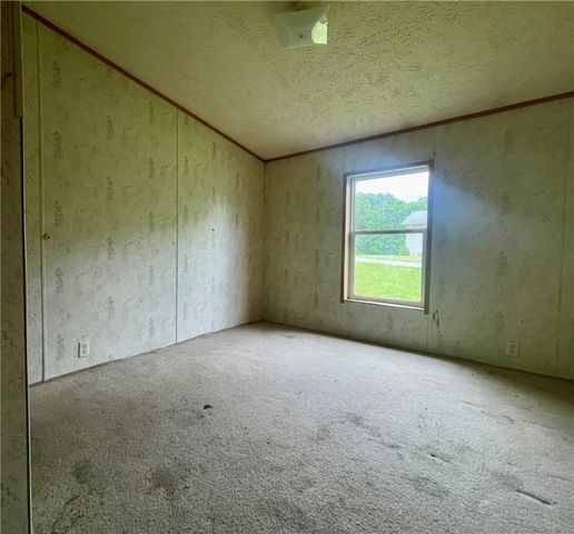 176 Wray Plan Rd, Manor Twp, PA 16201