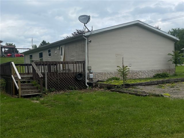 176 Wray Plan Rd, Manor Twp, PA 16201