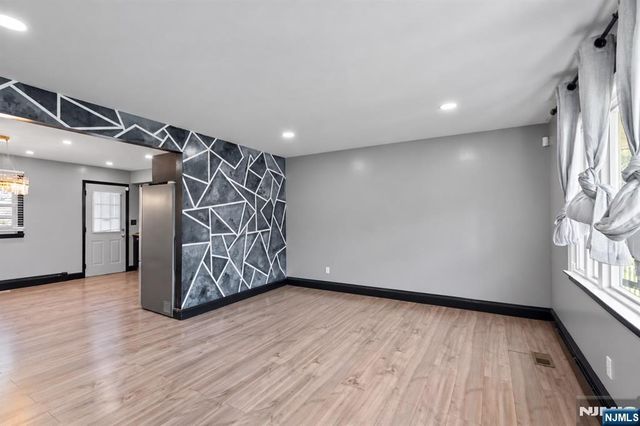 104 7th Street, Clifton, NJ 07011