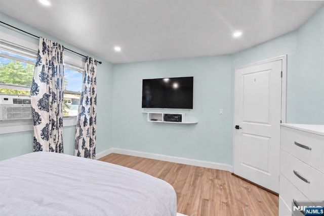 104 7th Street, Clifton, NJ 07011