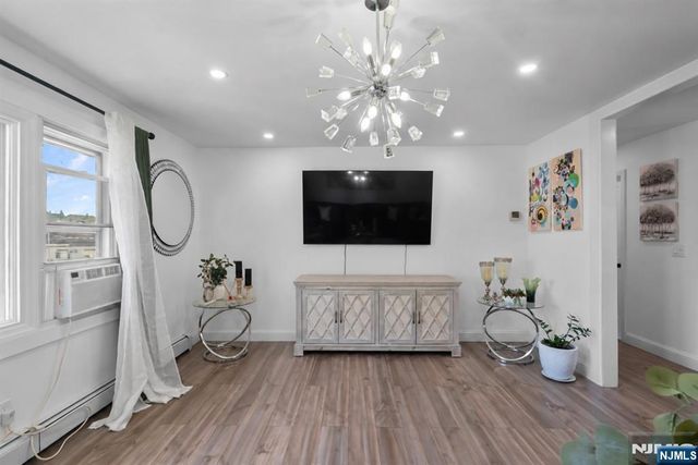 104 7th Street, Clifton, NJ 07011