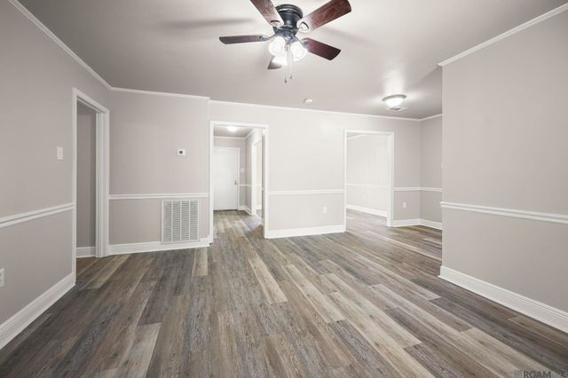 1552 S Peck Dr, Baton Rouge, LA 70810