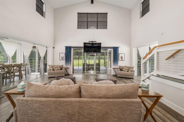 904 NW 111TH LANE, Oxford, FL 34484