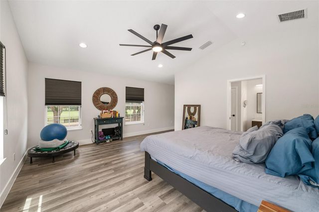 904 NW 111TH LANE, Oxford, FL 34484