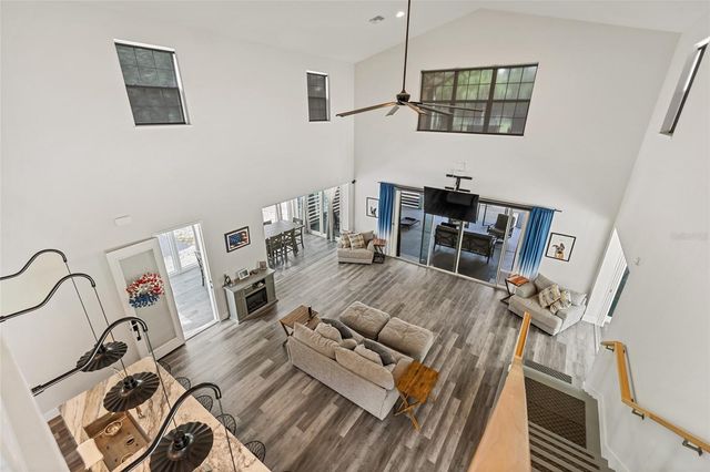 904 NW 111TH LANE, Oxford, FL 34484