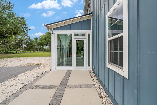904 NW 111TH LANE, Oxford, FL 34484
