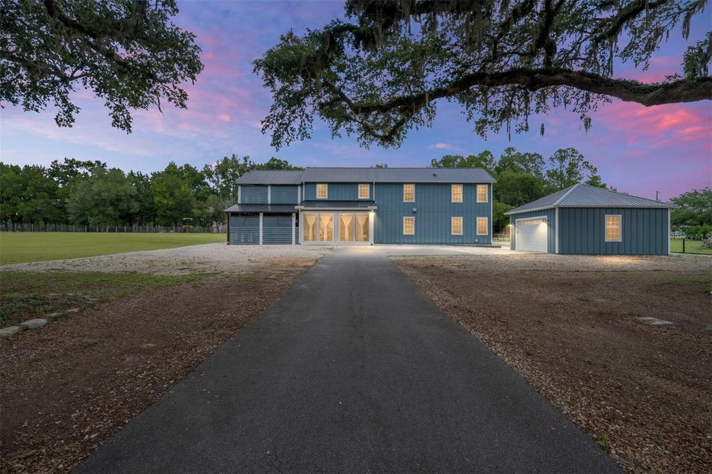 904 NW 111TH LANE, Oxford, FL 34484