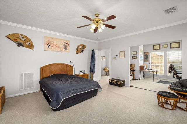 7118 Windwater Parkway N, Houston, TX 77036