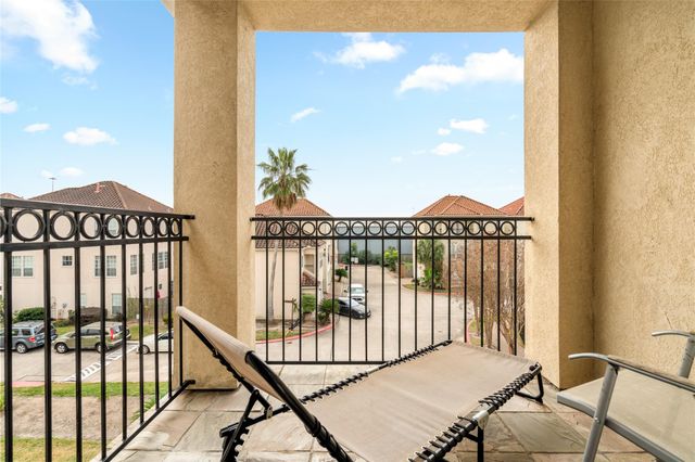 7118 Windwater Parkway N, Houston, TX 77036