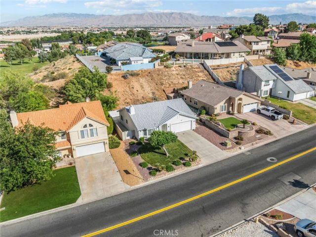 18225 Kalin Ranch, Victorville, CA 92395