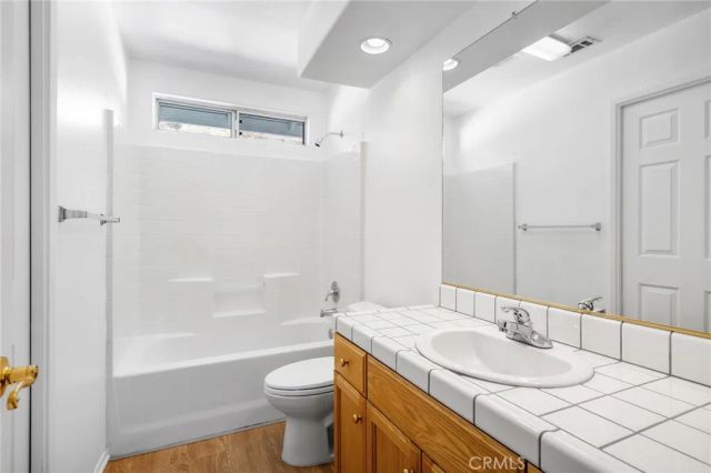 18225 Kalin Ranch, Victorville, CA 92395