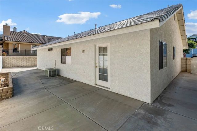 18225 Kalin Ranch, Victorville, CA 92395