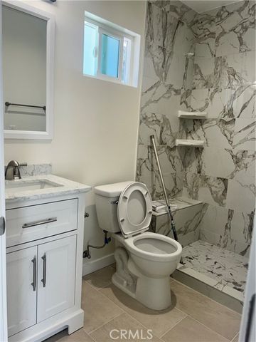 24206 Saint Edens, West Hills (los Angeles), CA 91307