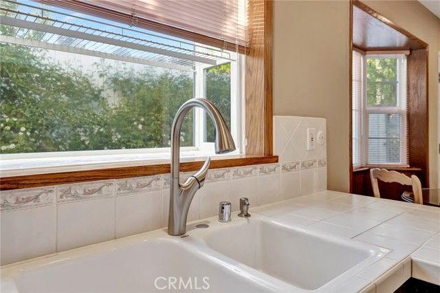 24206 Saint Edens, West Hills (los Angeles), CA 91307