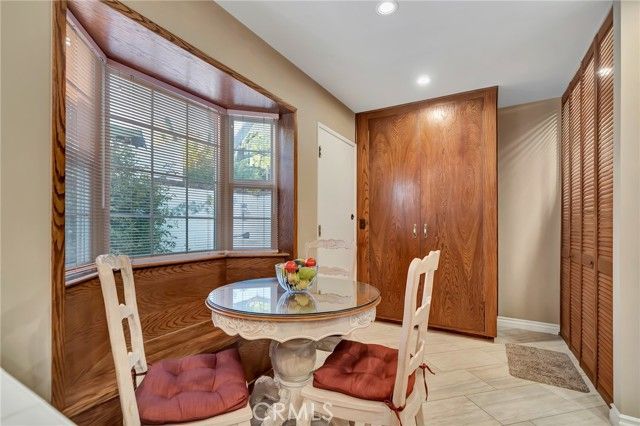 24206 Saint Edens, West Hills (los Angeles), CA 91307