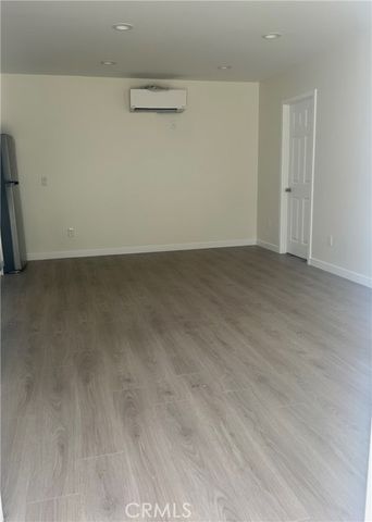 24206 Saint Edens, West Hills (los Angeles), CA 91307