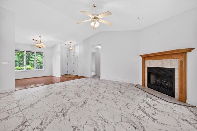 15 Playa Place, Hot Springs Village, AR 71909