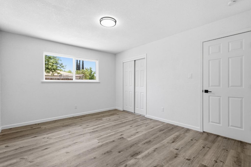 Image 12 of property listing at 1850 Phoenix Way, Merced, CA 95348
