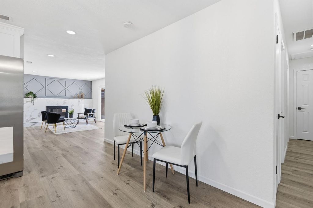 Image 20 of property listing at 1850 Phoenix Way, Merced, CA 95348