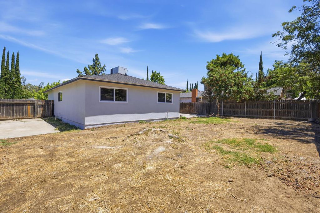 Image 26 of property listing at 1850 Phoenix Way, Merced, CA 95348