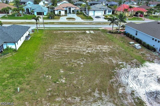 4122 Oasis BLVD, Cape Coral, FL 33914