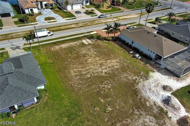 4122 Oasis BLVD, Cape Coral, FL 33914